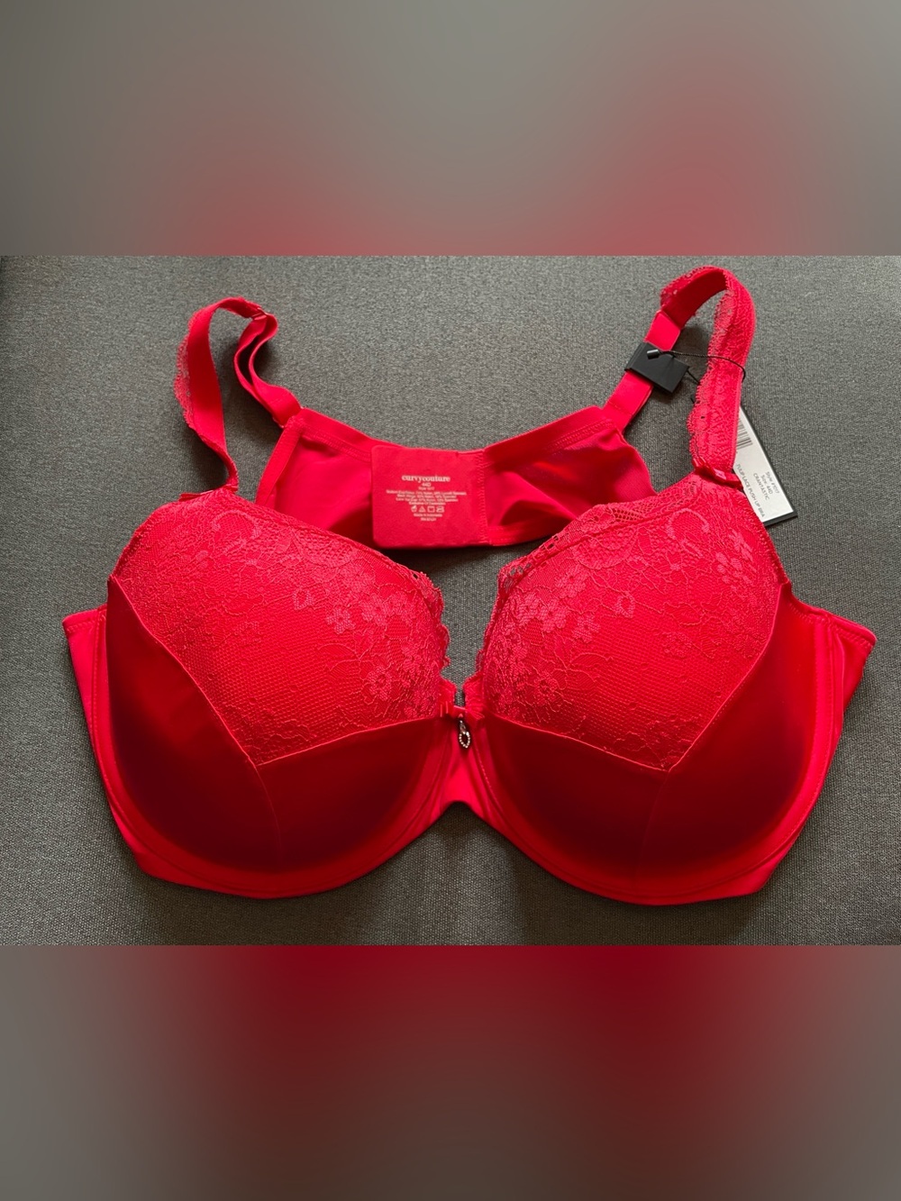 NWT - Curvy Couture Tulip Lace Push-Up Bra in Red - 44D